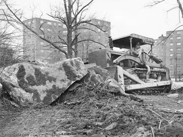 Palma Contracting International TD-14A beim Bau der Bronx Expressway im Jahr 1952