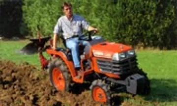 Kubota B1610 Traktor Foto