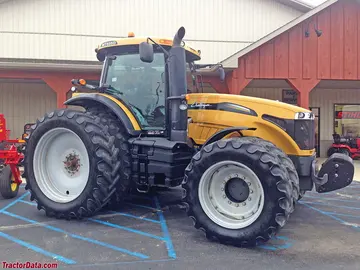 Challenger MT665D