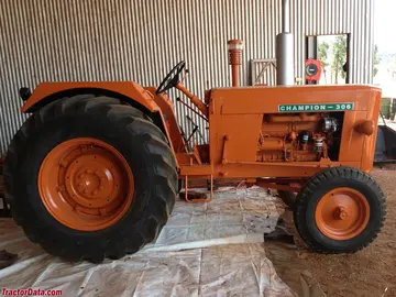 Chamberlain Champion 306, rechte Seite.