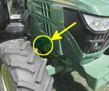 Localização do número de série John Deere 6120R