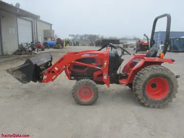Kioti DS3510 mit KL352 Frontlader.