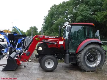Tracción en dos ruedas Case IH Farmall 115C con cargador frontal L735.