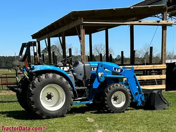 LS XR4140 mit LL4104 Frontlader.
