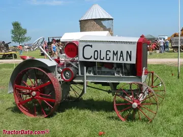 Coleman 16-30 trator.