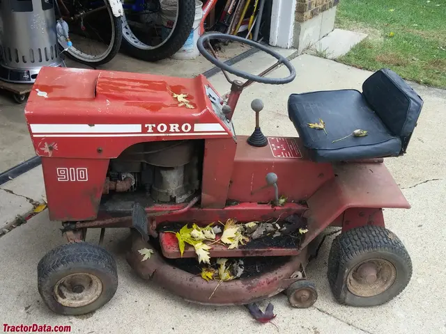910
