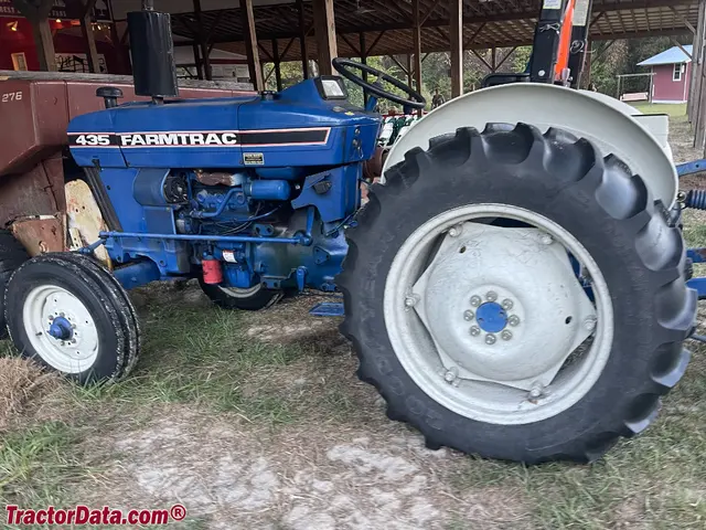 435
